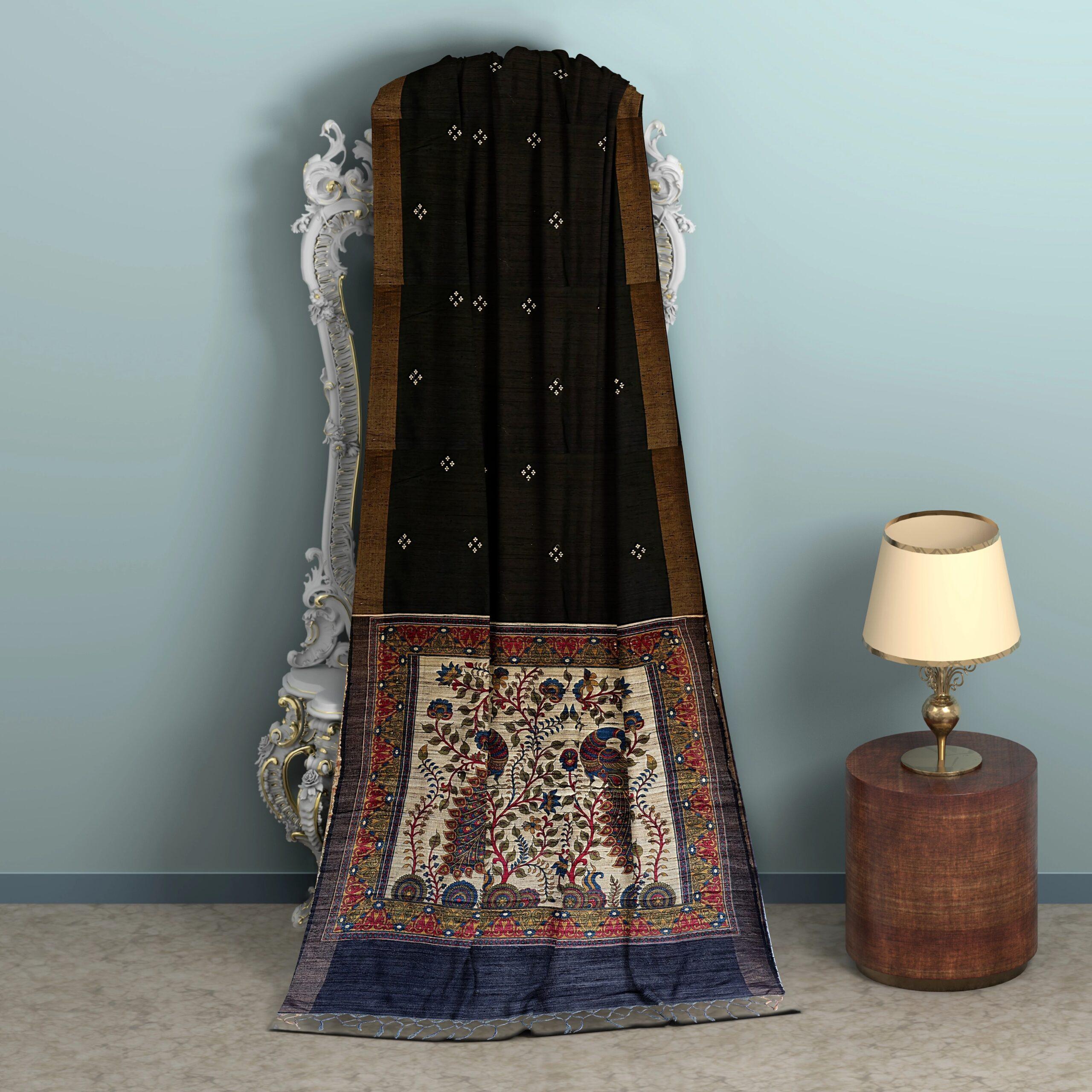 Elegant Black Cotton Saree - Image 2