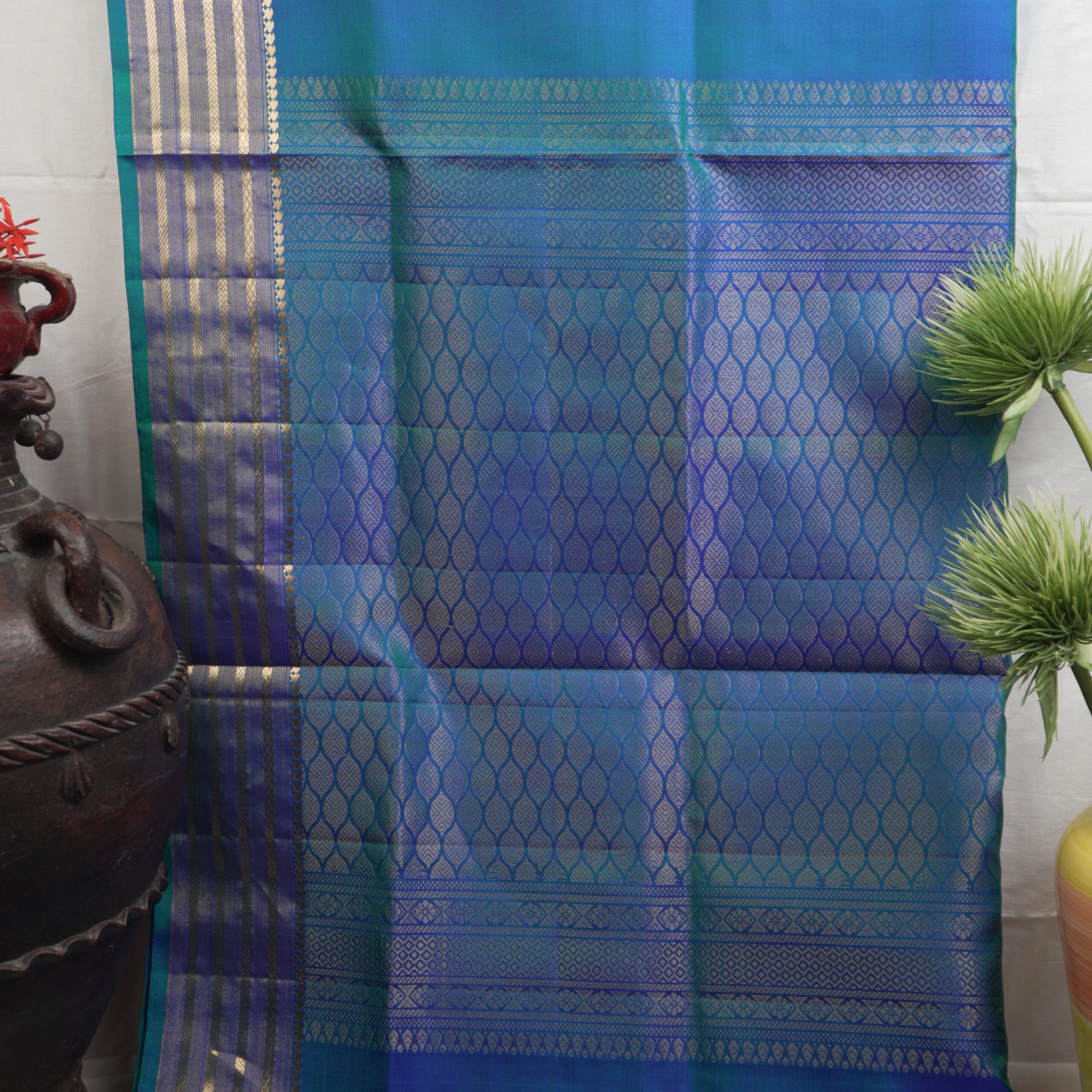 Kanchipuram Silk – Royal Blue & Teal Elegance - Image 2