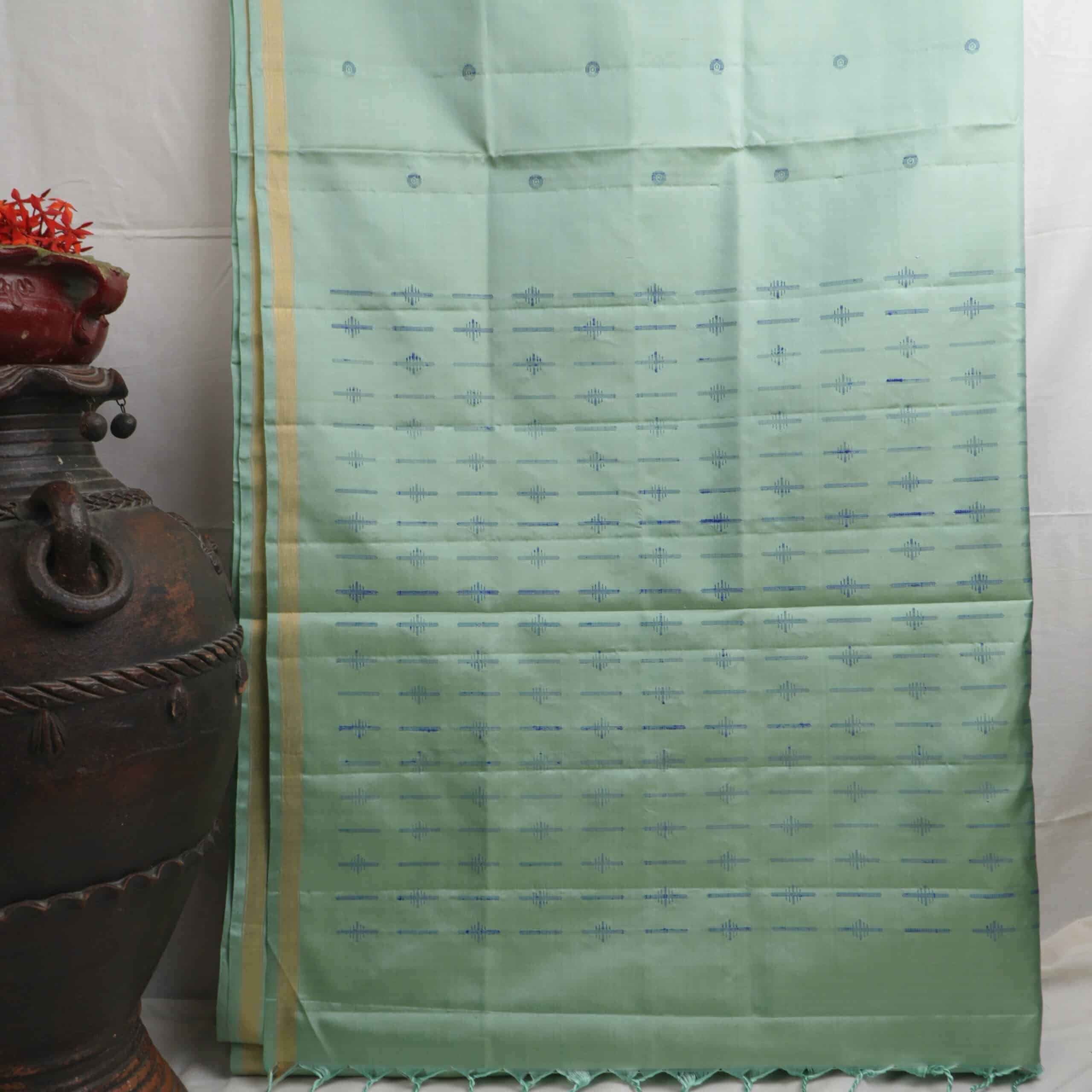 Soft Kanchipuram Silk Saree – Pastel Green with Subtle Zari Accents - Image 2